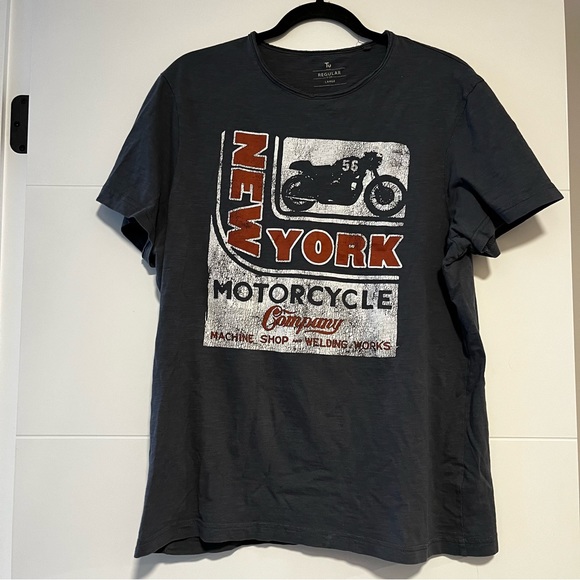 Tu | Graphic Motorcycle Tee Shirt - Picture 1 of 14